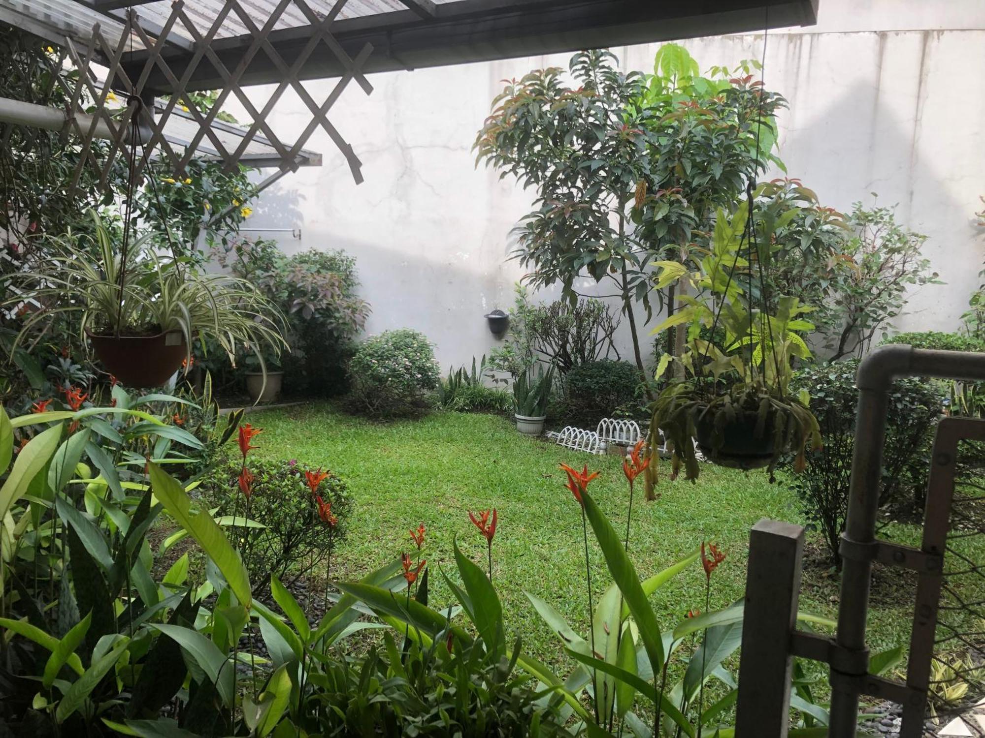 De Riau Guesthouse Bandung Extérieur photo