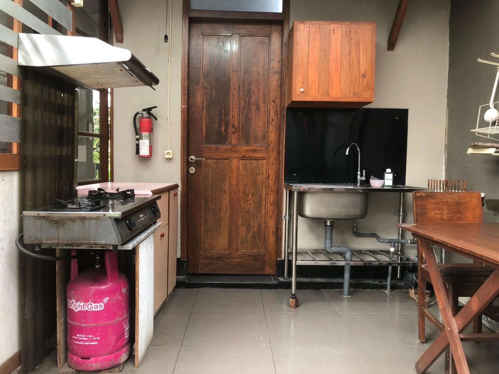 De Riau Guesthouse Bandung Extérieur photo