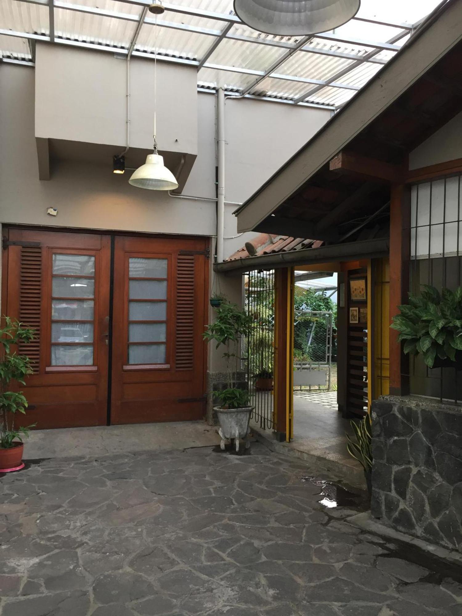 De Riau Guesthouse Bandung Extérieur photo